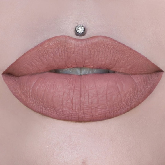 Jeffree Star Other - JEFFREE STAR COSMETICS Velour Liquid Lipstick in Christmas Cookie - NIB